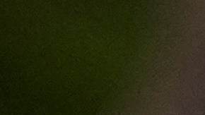 El sombrero y las gafas de sol del cantante dominicano Rubby Pérez, quien falleció al derrumbarse el techo del club nocturno Jet Set durante su concierto de merengue. (AP Photo/Matias Delacroix)