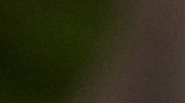 El sombrero y las gafas de sol del cantante dominicano Rubby Pérez, quien falleció al derrumbarse el techo del club nocturno Jet Set durante su concierto de merengue. (AP Photo/Matias Delacroix)