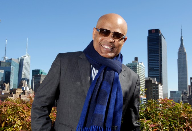 Esta foto del 16 de octubre de 2012 muestra al cantante dominicano Rubby Pérez respondiendo preguntas durante una entrevista en Nueva York. Pérez.