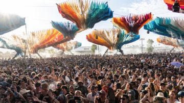 Asistentes al festival durante el primer fin de semana del Festival de Música y Artes del Valle de Coachella en el Empire Polo Club el sábado 12 de abril de 2025 en Indio, California.
