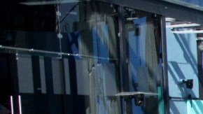 Manelyk arremete contra Caramelo.