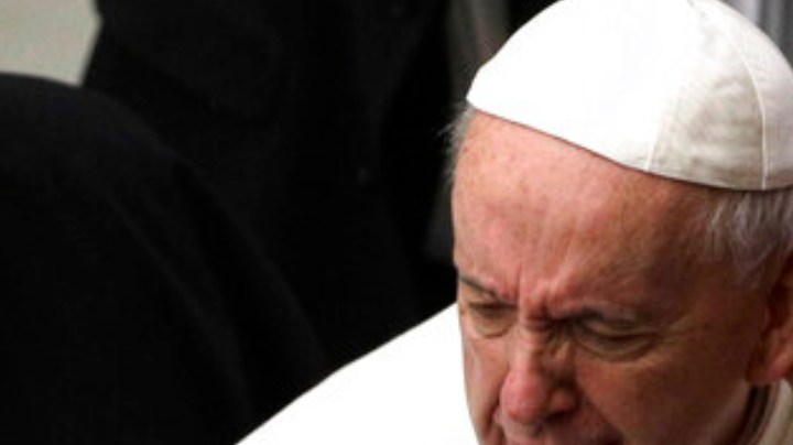 Luis "Potro" Caballero creó imagen del Papa Francisco con IA y sus seguidores lo criticaron.