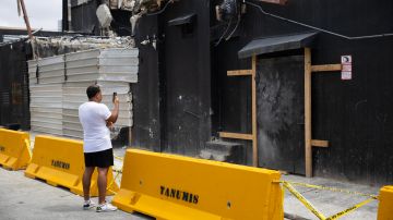 La tragedia dejó un saldo de fallecidos de al menos 232 personas. EFE/Orlando Barría