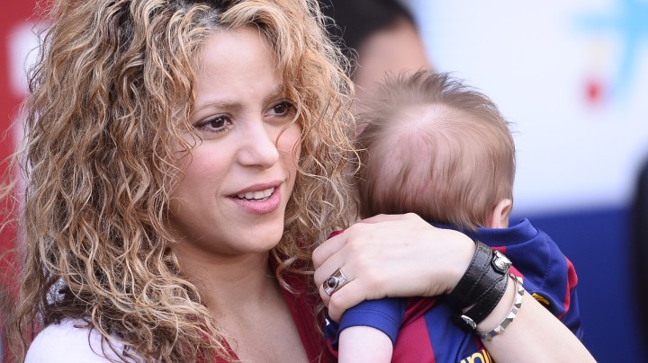 Shakira junto a su hijo.