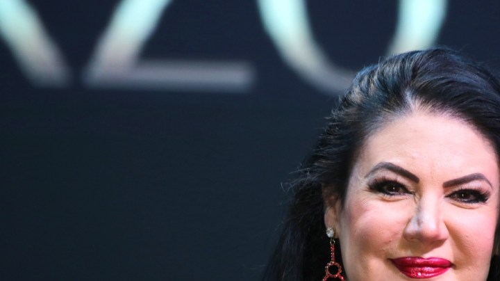 ¿Dónde estaba Alejandra Ávalos cuando se cayó el escenario donde daría concierto?