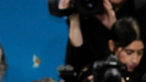 Pharrell Williams lució un blazer bordado con perlas en la Met Gala 2025.