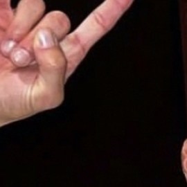 Angélica María reacciona al supuesto pasado amoroso de su hija con Poncho De Nigris