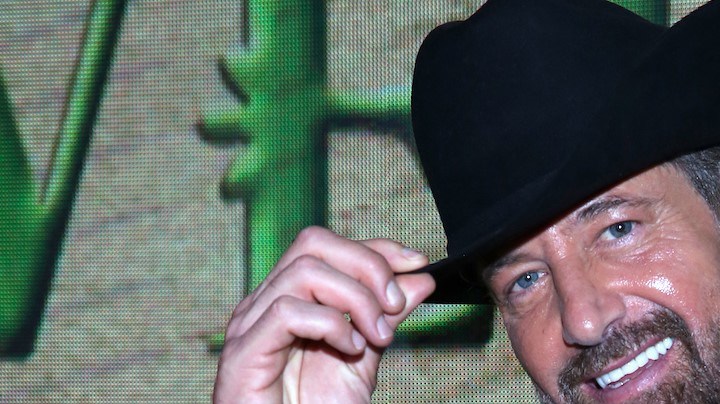 El actor mexicano admitió que desea siempre tener una buena relación con su exsuegra.