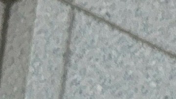 Ye, el rapero anteriormente conocido como Kanye West, sale de un tribunal federal durante el juicio de Sean "Diddy" Combs en Nueva York, el viernes 13 de junio de 2025. (Foto AP/Larry Neumeister).