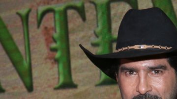 Arturo Carmona niega haber golpeado a Alicia Villarreal.