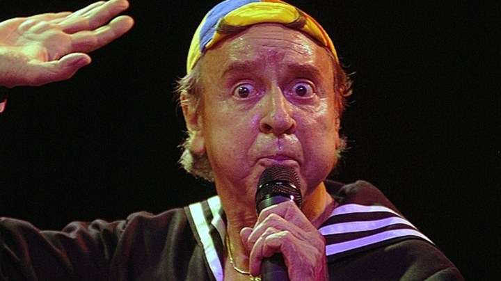 La reacción de Carlos Villagrán tras el estreno de "Chespirito: sin querer queriendo".