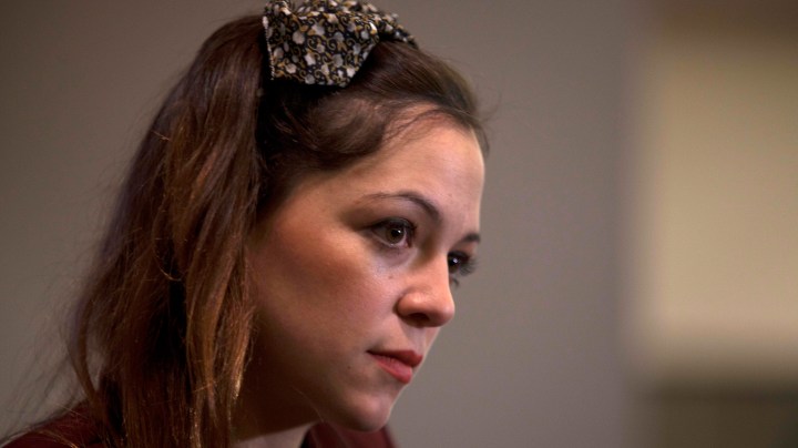 Natalia Lafourcade se mostró muy feliz tras dar la noticia (AP Photo/Dario Lopez-Mills, File)