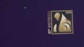 Adamari López se arrepintió de haber defendido al hombre que la engañó.