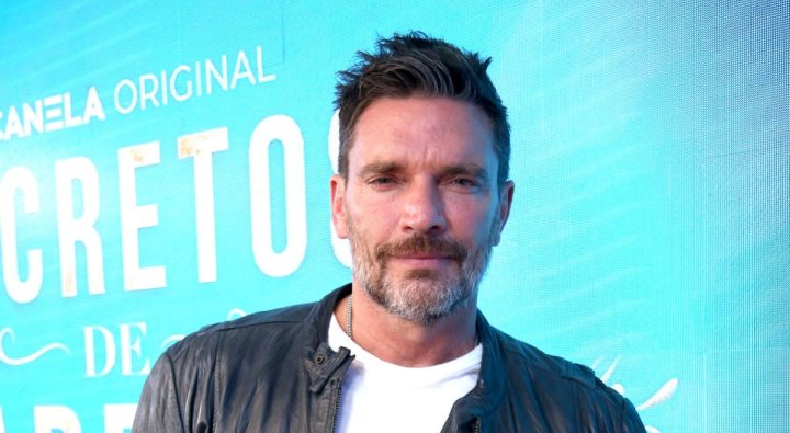 La terrible experiencia que tuvo Julián Gil con sus padres.