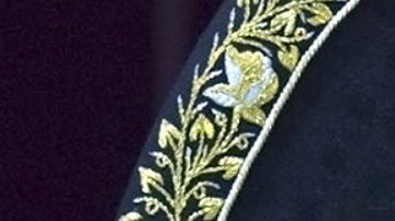 Alicia Villarreal defiende su nuevo romance pese a las críticas.