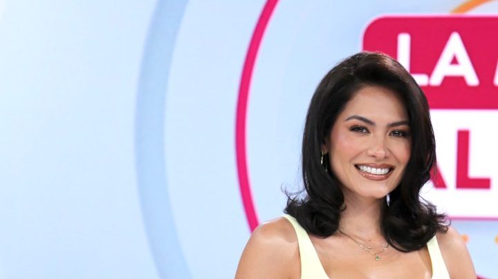 Andrea Meza se une a Myrka Dellanos, Giselle Blondety Verónica Bastos en "La mesa caliente".