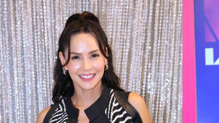 Carmen Villalobos se despide de Elvis Crespo entre lágrimas.