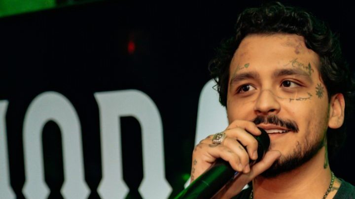 Christian Nodal se contradice sobre el inicio de su relación con Ángela Aguilar.