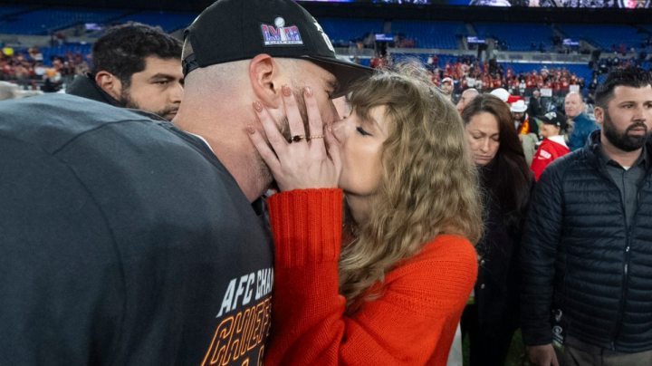 Así fue cómo Travis Kelce planeó la pedida de mano de Taylor Swift.