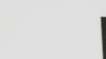 En el escrito presentado por los abogados, se señaló que la representante legal de la expareja del cantante no logró desacreditar las pruebas aportadas y habría cometido un error al intentar incitar a la mujer a realizar un presunto delito.