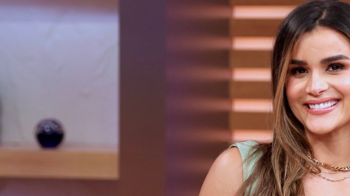 Clarissa Molina presume su preparación para conducir los Premios Juventud 2025.