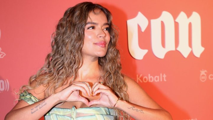 Karol G suma un nuevo hito en su carrera al cantar con Andrea Bocelli.