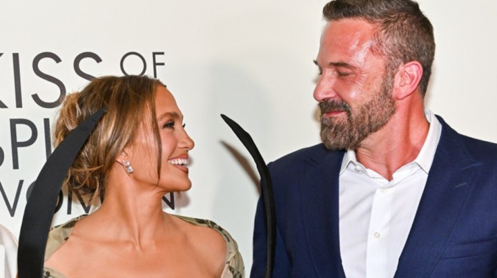Jennifer Lopez y Ben Affleck sorprendieron al posar juntos en Nueva York.
