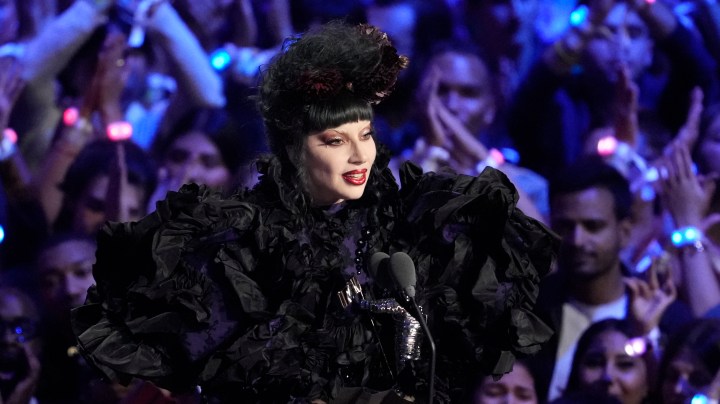 TMZ indicó que la familia celebró el funeral de la abuela de Lady Gaga el pasado 17 de octubre en Pompton Plains, Nueva Jersey.