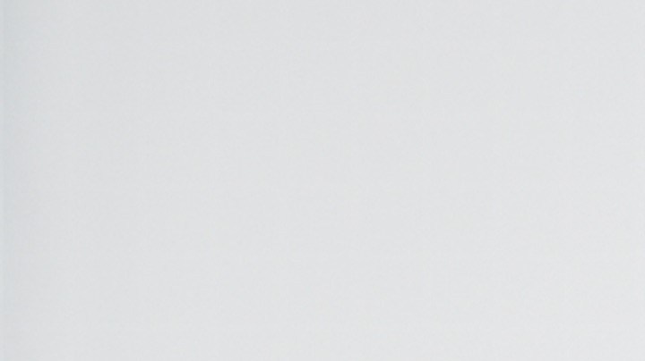 Durante un panel que reunió destacadas voces femeninas como Aitana de España, Silvana Estrada de México, Ela Taubert de Colombia y Yami Safdie de Argentina, la artista urbana dominicana, conocida por su carácter controvertido, compartió su perspectiva y experiencias.