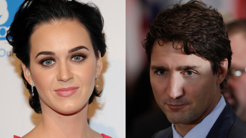 Perry lució un vestido rojo vibrante, mientras que el político mantuvo un look casual y fresco con un conjunto completamente negro para su cita nocturna en Francia.