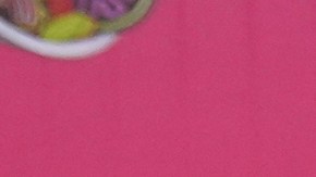 Natti Natasha, a la derecha, y Raphy Pina posan para las fotos en la alfombra roja antes del inicio de los Premios Juventud 2025 en Ciudad de Panamá, el jueves 25 de septiembre de 2025. (Foto AP/Matias Delacroix) (AP Photo/Matias Delacroix).