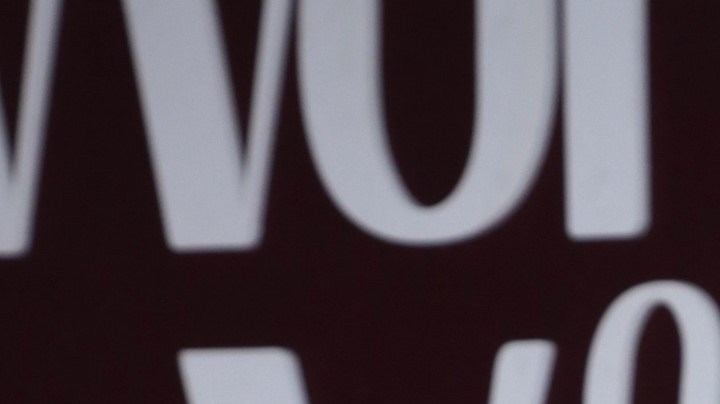 El joven actor decidió hablar del tema durante su aparición en la alfombra organizada por la revista Glamour para presentar su edición de Women of the Year 2025.