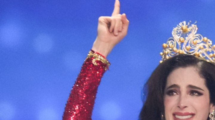 Fátima Bosch afirmó que no se doblegará ni se rendirá a pesar de las fuertes críticas en su contra.