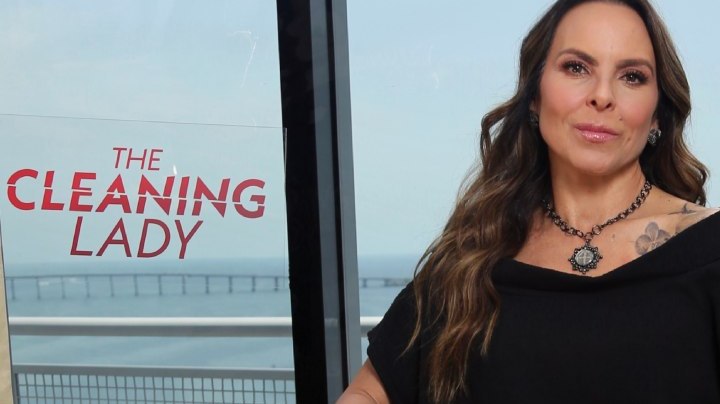 Kate del Castillo debuta como directora con controversial cortometraje.