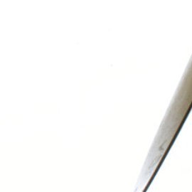 Leticia Maldonado creó un gramófono tridimensional para los Latin Grammy 2025.