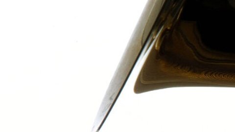 Leticia Maldonado creó un gramófono tridimensional para los Latin Grammy 2025.