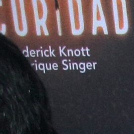 Linet Puente y Flor Rubio se mostraron sorprendidas ante la decisión de su compañera, ya que la actriz siempre ha proyectado una imagen de fortaleza frente al público.