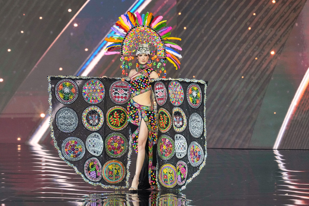 Miss Bolivia Yessica Hausermann competes in the national costume competition at the Miss Universe Beauty Pageant in Nonthaburi province, Thailand, Wednesday, Nov. 19, 2025. (AP Photo/Sakchai Lalit)