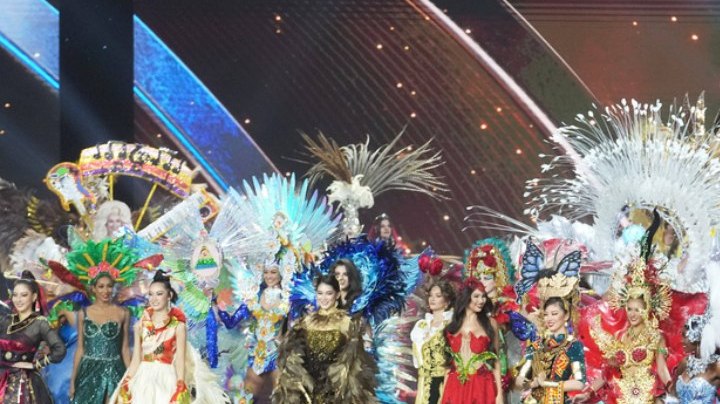 Trajes típicos del Miss Universo 2025 causaron impacto y risas.