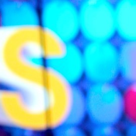 Osmel Sousa reacciona con breve mensaje a la dedicatoria de Fátima Bosch.