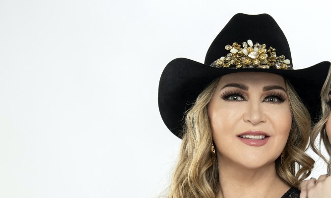 Melenie Carmona le pidió a Alicia Villarreal no exponer su romance en redes sociales.