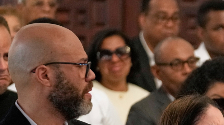 Foto composición de Rubby Pérez, su hija Zulinka y la discoteca Jet Set.  Crédito: AP