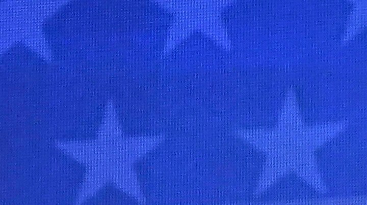 Nicki Minaj y el presidente Donald Trump suben al escenario juntos durante el evento "Trump Accounts" en el Auditorio Carnegie Mellon, el miércoles 28 de enero de 2026, en Washington. (Foto AP/Jose Luis Magana).