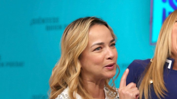 Adamari López y Chiquibaby se sinceran sobre el sueldo que perciben los presentadores de TV.