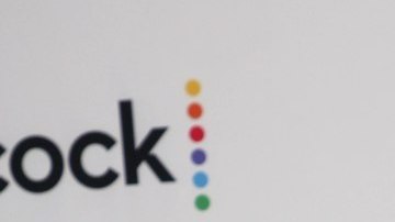 Mujer demandó a Bad Bunny y le exige 16 millones de dólares.