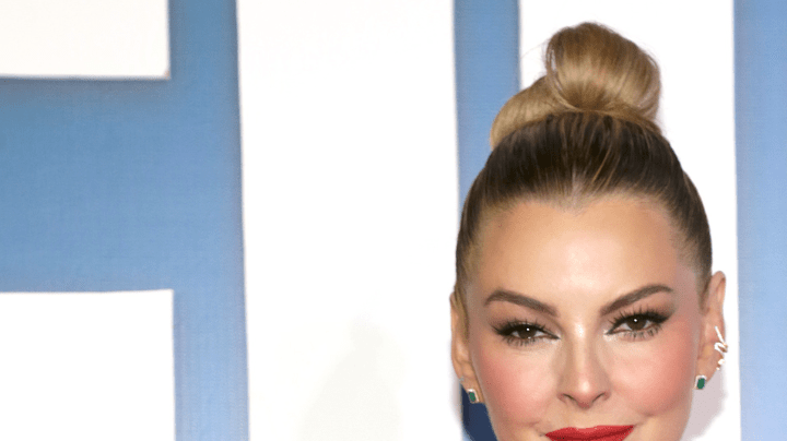 Los artistas estallaron en euforia tras el colapso de uno de los líderes más repudiados de América Latina.