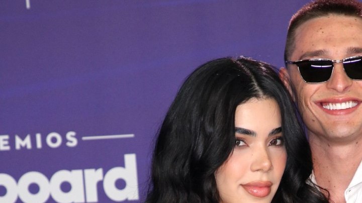 Kenia Os y Peso Pluma se conocieron en el videoclip de 'Tommy & Pamela'.