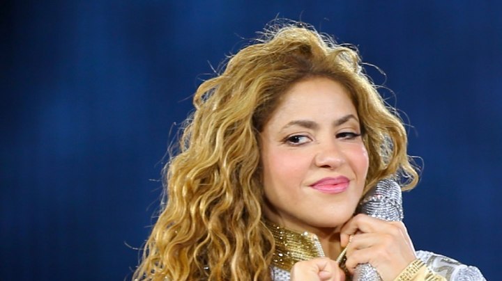 Shakira reafirma su influencia en la industria con su gira "Las Mujeres Ya No Lloran Tour".
