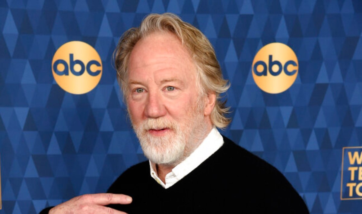 Timothy See Bus Timothy Busfield se entrega a las autoridades y niega acusaciones de ...