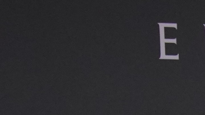 La actriz de origen dominicana agradeció a sus fans el increíble apoyo que ha recibido durante toda su carrera. (AP Photo/Christohe Ena).